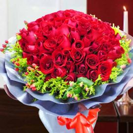 99 Red Roses Hand Bouquet