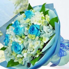 Blue Hydrangea & 6 Blue Roses HandBouquet