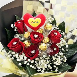 6 Red Roses & Rocher with Heart-Shape Tag Handbouquet.