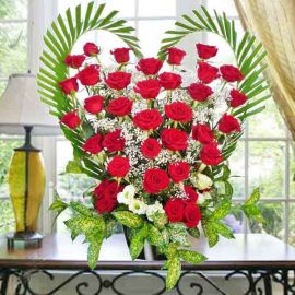 36 Red Roses Heart-Shape Table arrangement