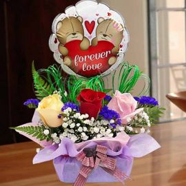 13cm "Forever Love Couple Bear" Balloon & 3 Mixed Roses Arrangement Valentine’s Day Delivery