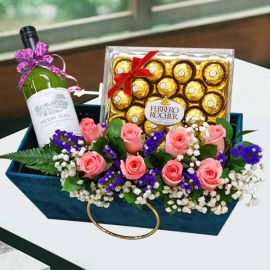 White Wine & 8 Peach Roses With Ferrero Rocher Chocolates