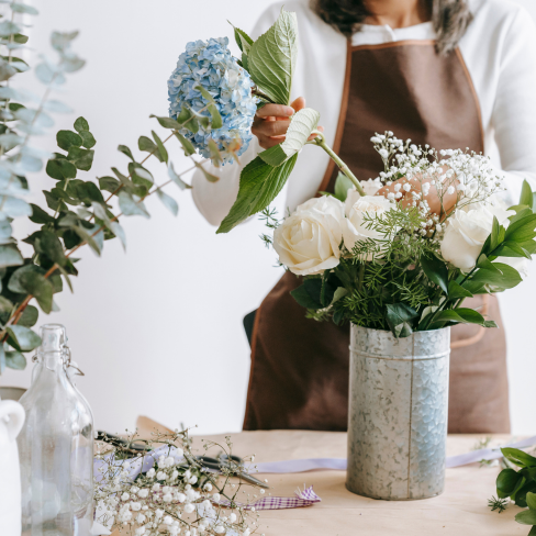 Top 5 Flower Table Arrangements to Brighten Your Space